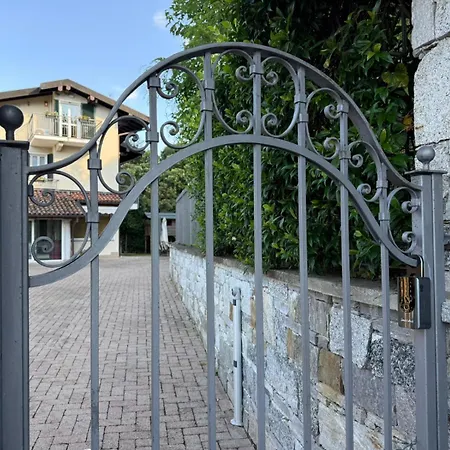 Rose Villa